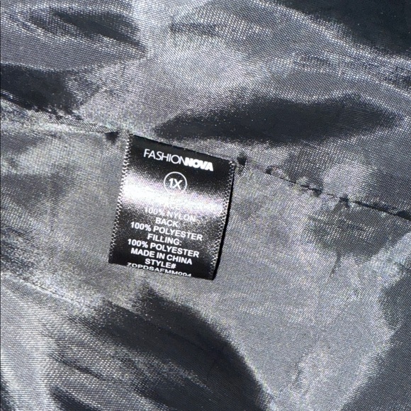 Fashion Nova Black Puffer Coat - Picture 3 of 7